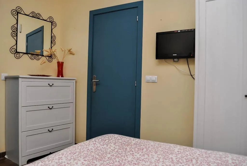 Pension La Montorena Sevilla 2*,