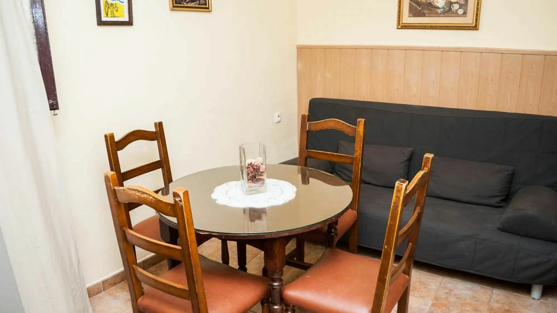 Pension La Montorena Sevilla