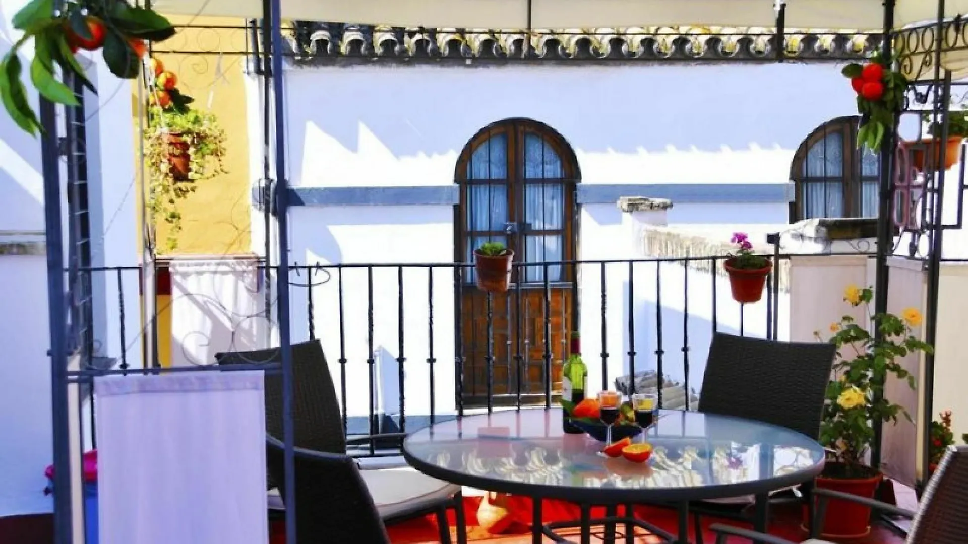 Pension La Montorena Sevilla