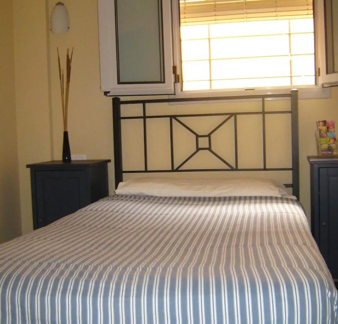 Pension La Montorena Seville Guest house