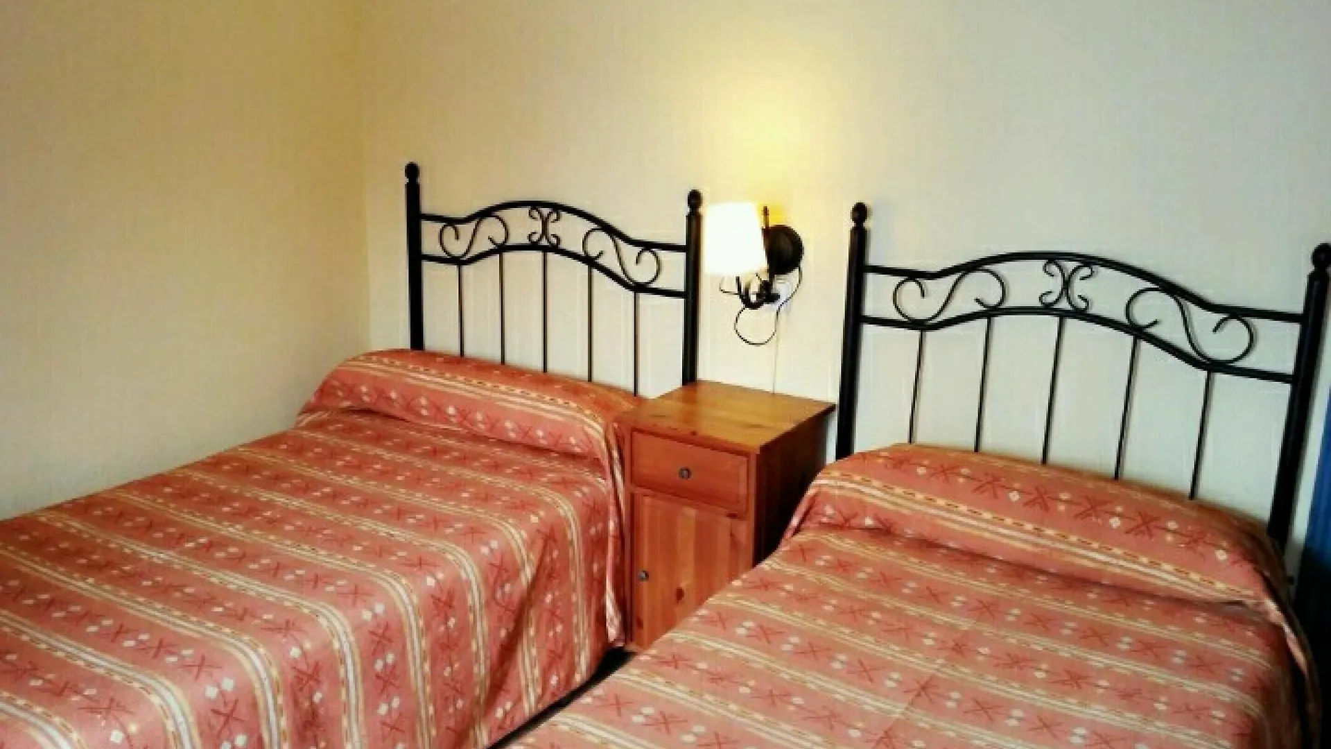 Pension La Montorena Seville Spain