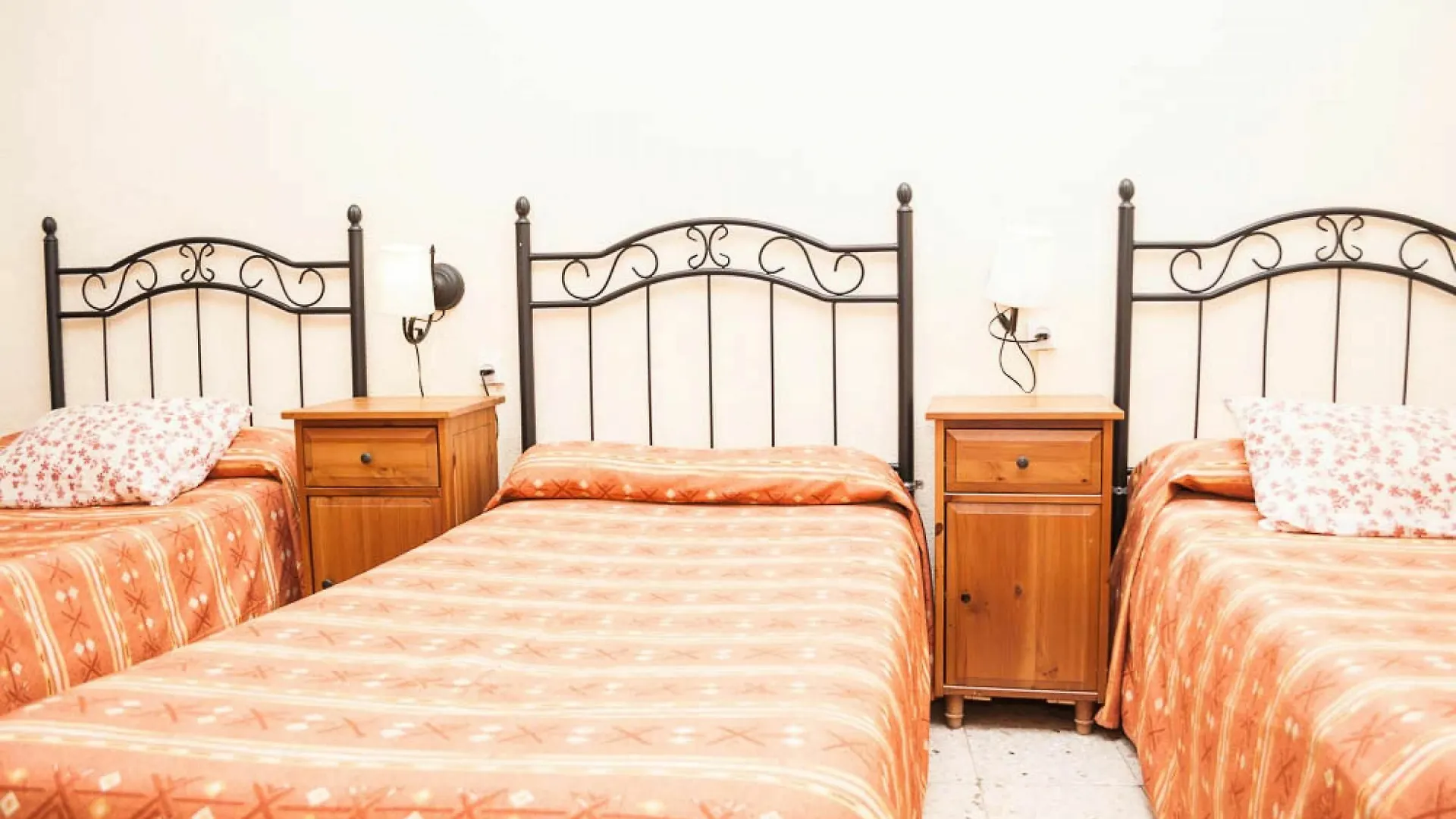 Guest house Pension La Montorena Seville